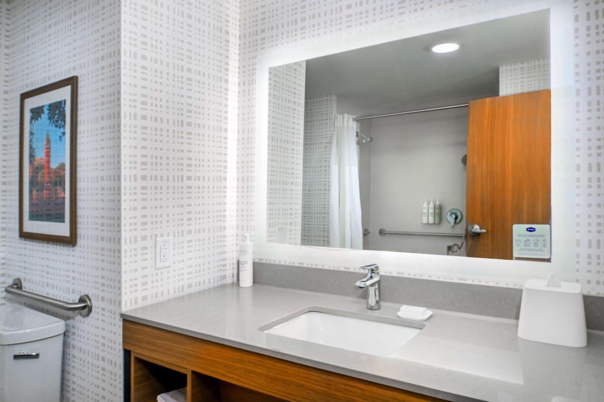 Woodson Terrace Hampton Inn By Hilton St Louis Airport מראה חיצוני תמונה
